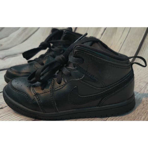 Jordan Other - NIKE AIR JORDAN 1 MID SHOES TODDLER 10C US TRIPLE BLACK 640735-090 BASKETBALL